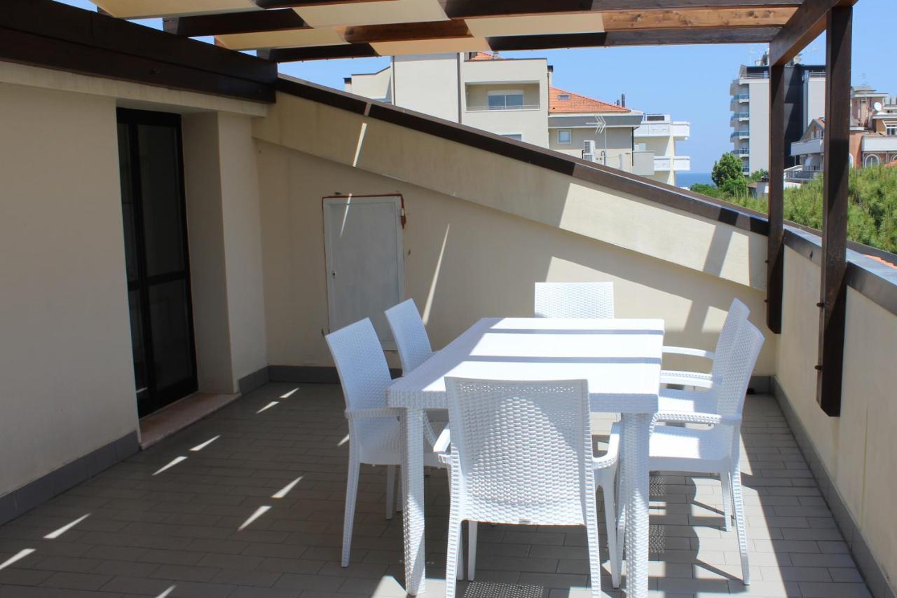 Residence Caterina Cattolica Dış mekan fotoğraf
